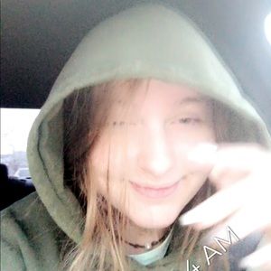 Meet your Posher, Summer